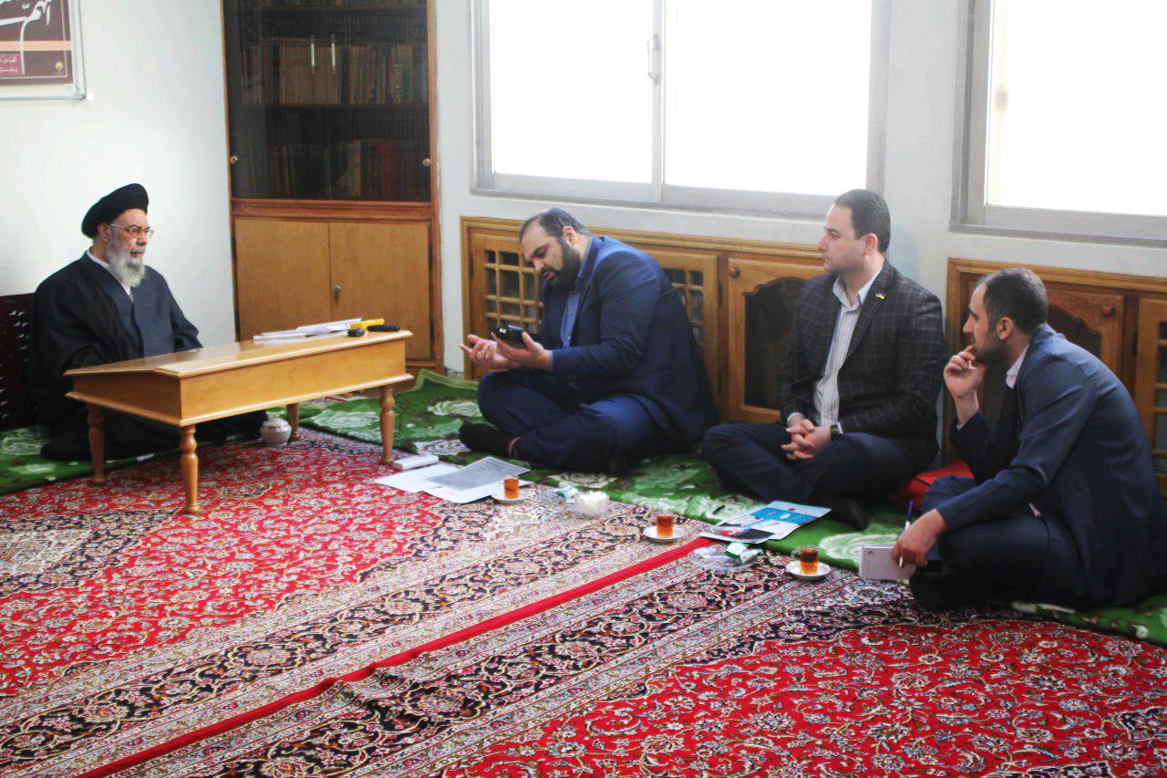 دیدار جمعی از مدیران شرکت دانش‌بنیان رادشید با امام‌جمعه اصفهان